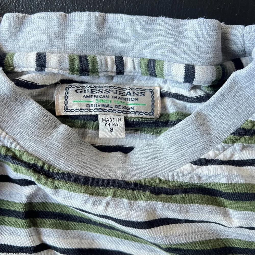 Vintage Guess Jeans USA Green Gray Stripe Logo T-Shirt Size S Y2K 90s Style - Picture 6 of 7